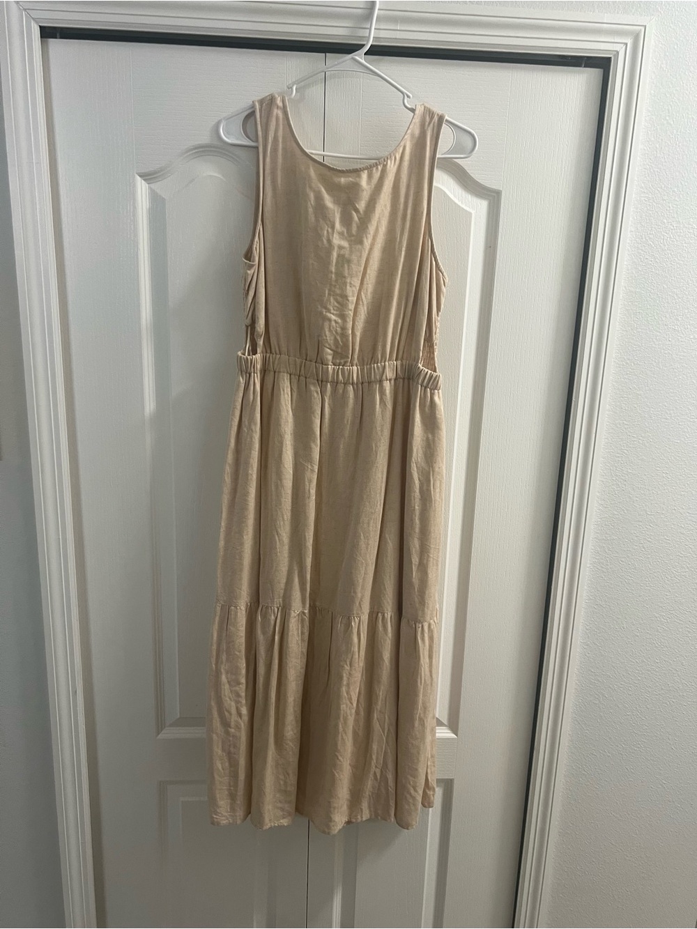 Japna (L) Sleeveless Cream Tiered Maxi Dress w/ open sides
